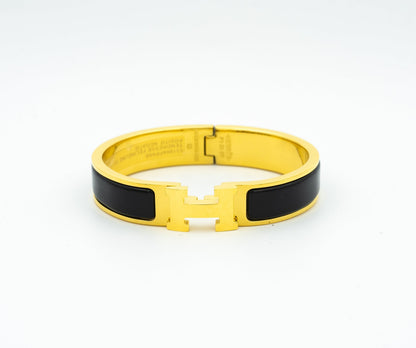 [Windsor Jewelry]H BLACK BRACELET