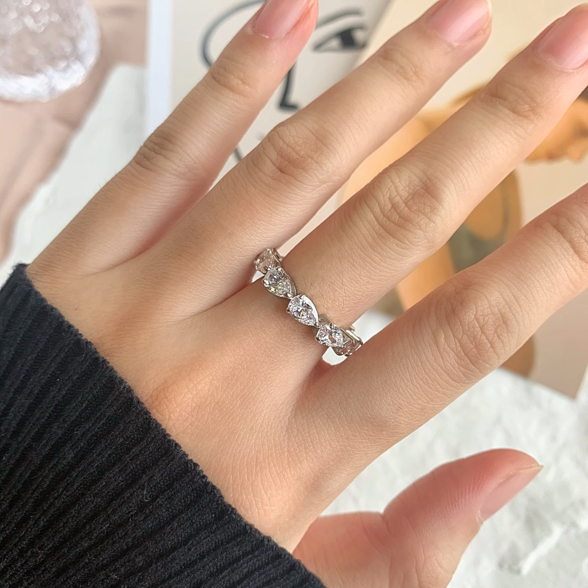 [Windsor Jewelry]Exquisite Pear Cut Tennis Ring