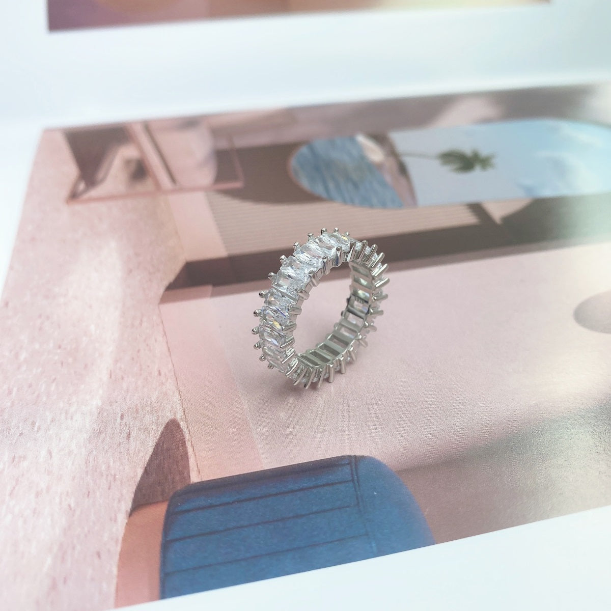 [Windsor Jewelry]Unique Colorful Radiant Cut RIng