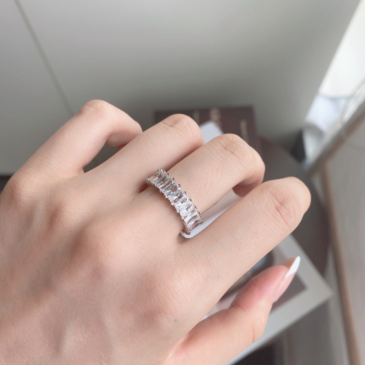 [Windsor Jewelry]Unique Colorful Radiant Cut RIng
