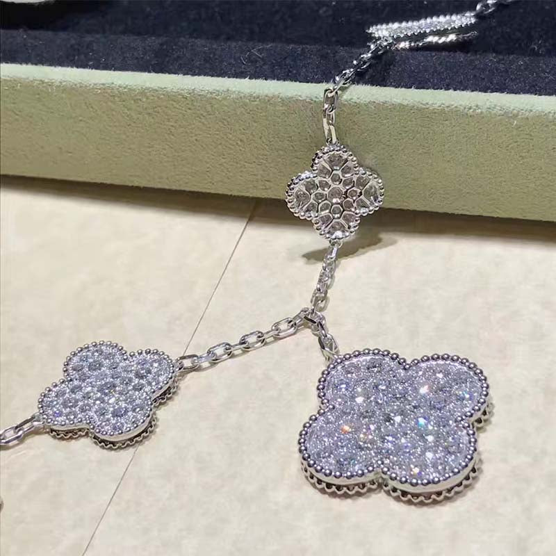 [Windsor Jewelry]CLOVER 6 MOTIFS SILVER DIAMOND BRACELET