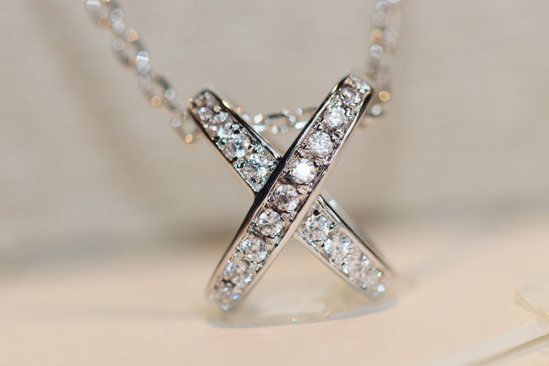 [Windsor Jewelry]JEUX DE DIAMOND NECKLACE