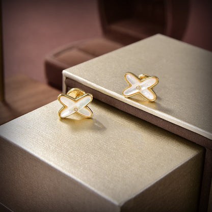 [Windsor Jewelry]JEUX DE WHITE MOP GOLD DIAMOND EARRINGS