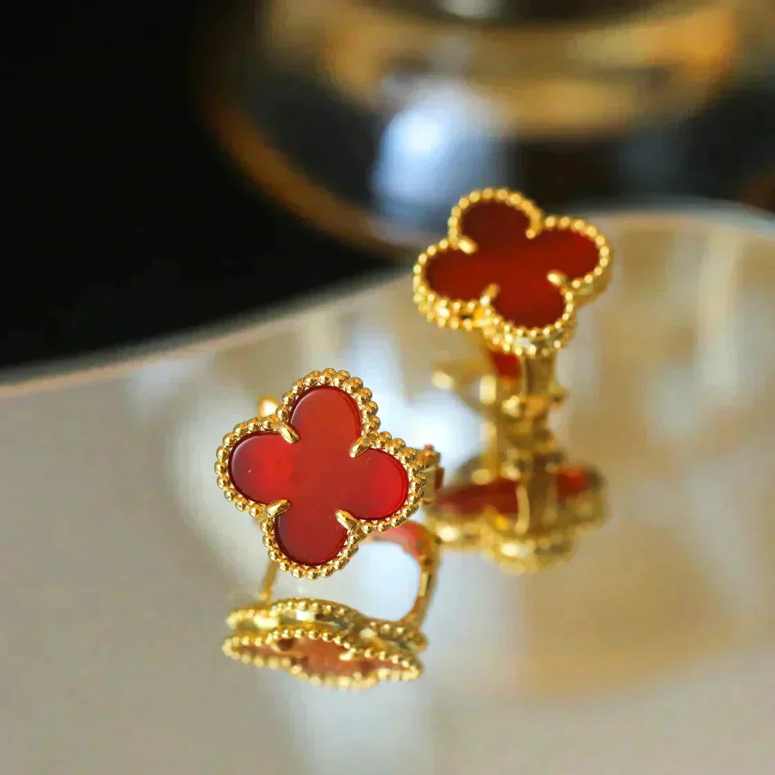 [Windsor Jewelry]CLOVER MEDIUM 1 MOTIFS CARNELIAN  EARRINGS