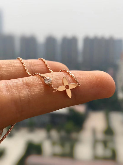[Windsor Jewelry]BLOSSOM PENDANT PINK GOLD AND DIAMOND