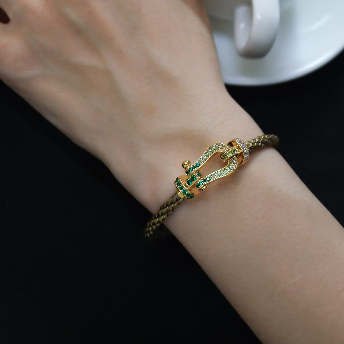 [Windsor Jewelry]FORCE 10 GOLD GREEN DIAMOND PAVED