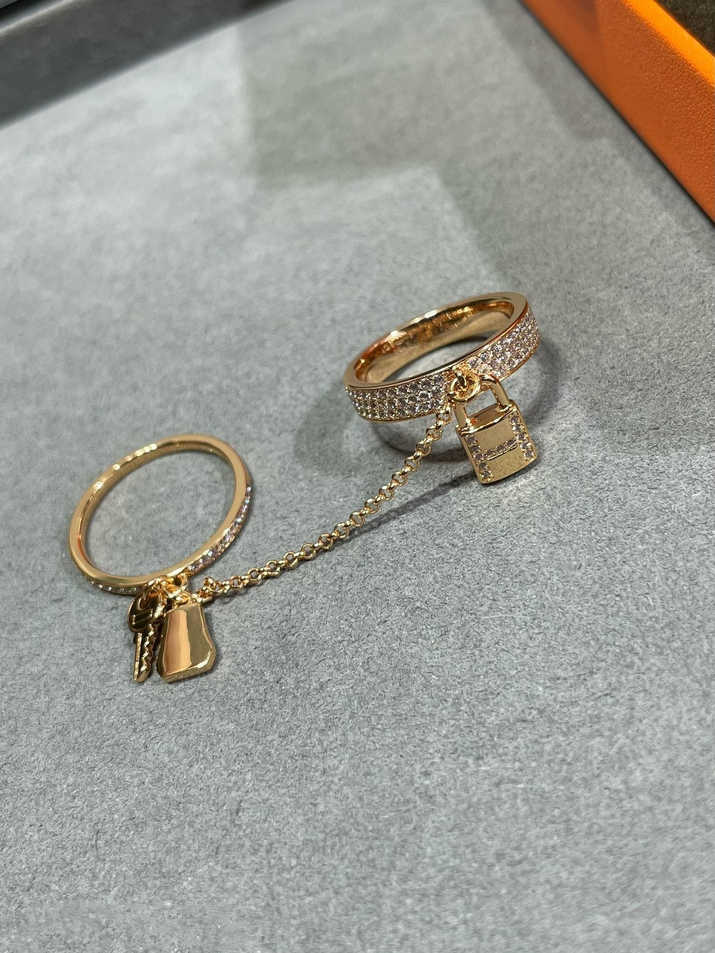 [Windsor Jewelry]HM KELLY CLOCHETTE DOUBLE RING IN  WITH DIAMONDS
