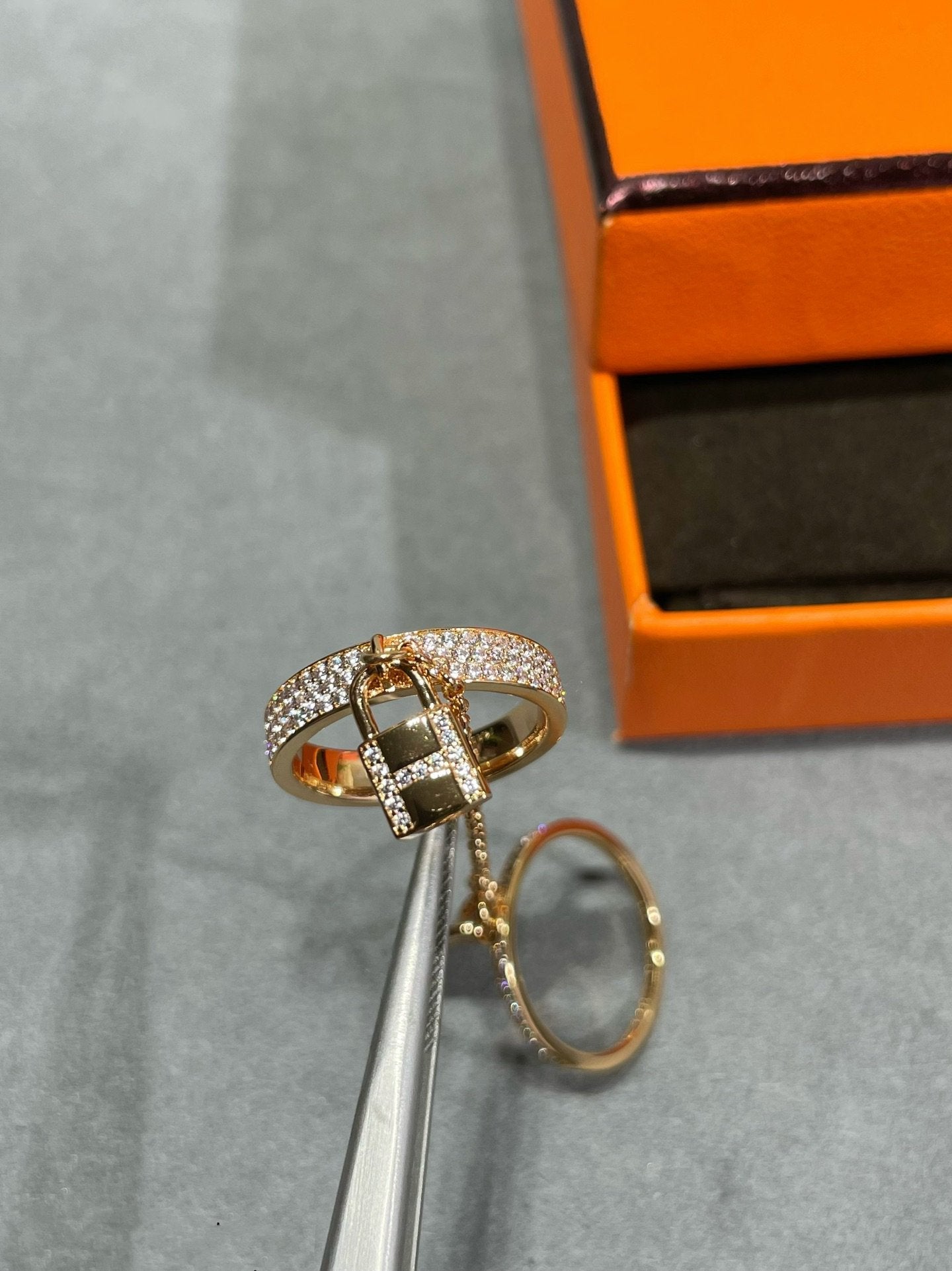 [Windsor Jewelry]HM KELLY CLOCHETTE DOUBLE RING IN  WITH DIAMONDS