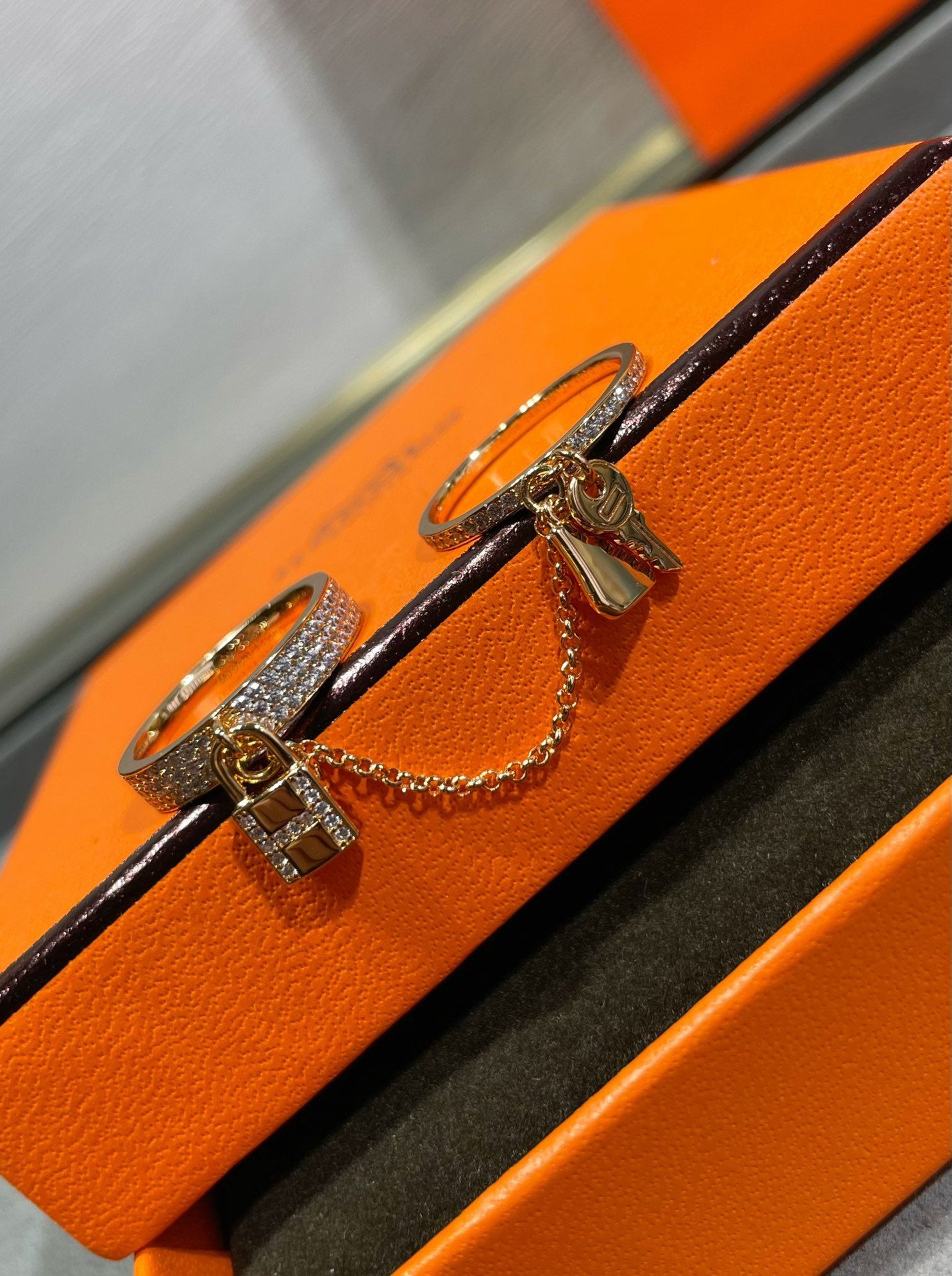 [Windsor Jewelry]HM KELLY CLOCHETTE DOUBLE RING IN  WITH DIAMONDS