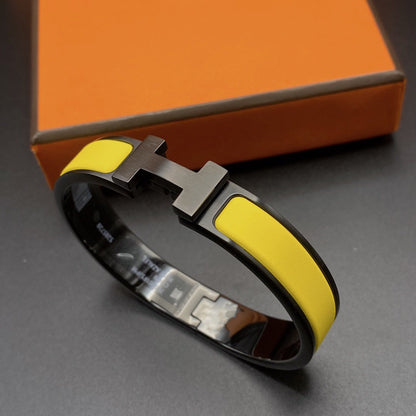 [Windsor Jewelry]CLIC HM SO BLACK YELLOW BRACELET