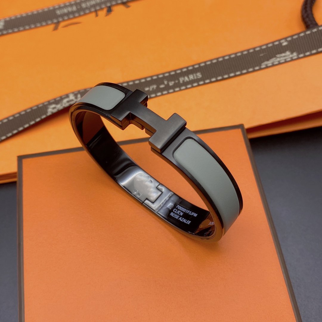 [Windsor Jewelry]CLIC HM SO BLACK GREY BRACELET