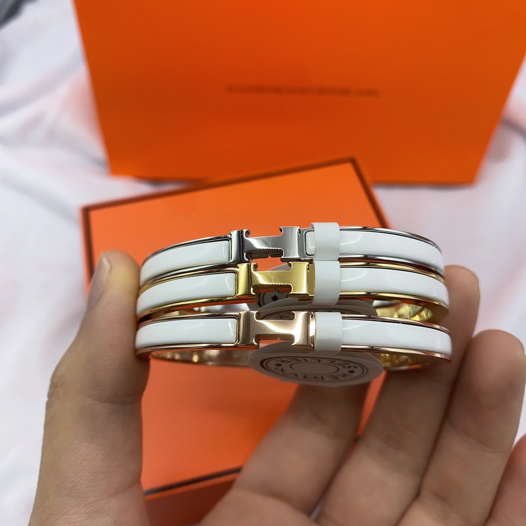 [Windsor Jewelry]CLASSIC HM CLIC WHITE 8MM ENAMEL BRACELET