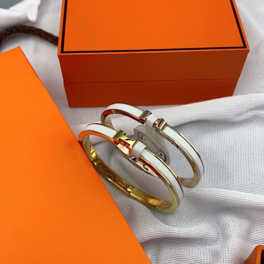 [Windsor Jewelry]CLASSIC HM CLIC WHITE 8MM ENAMEL BRACELET