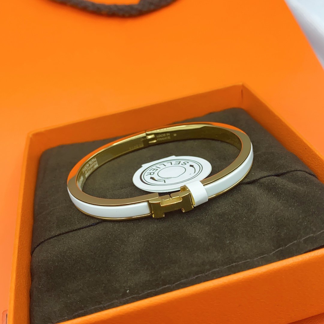[Windsor Jewelry]CLASSIC HM CLIC WHITE 8MM ENAMEL BRACELET