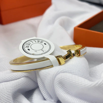 [Windsor Jewelry]CLASSIC HM CLIC WHITE 8MM ENAMEL BRACELET