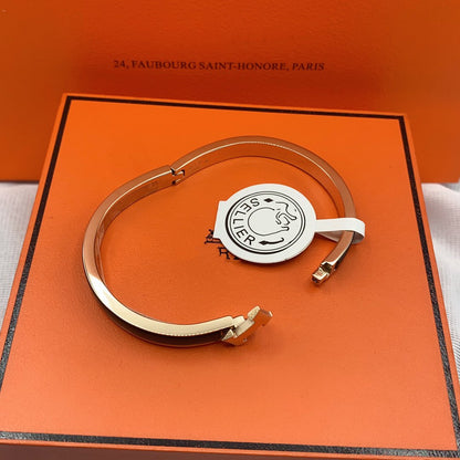 [Windsor Jewelry]CLASSIC HM CLIC BLACK 8MM ENAMEL BRACELET
