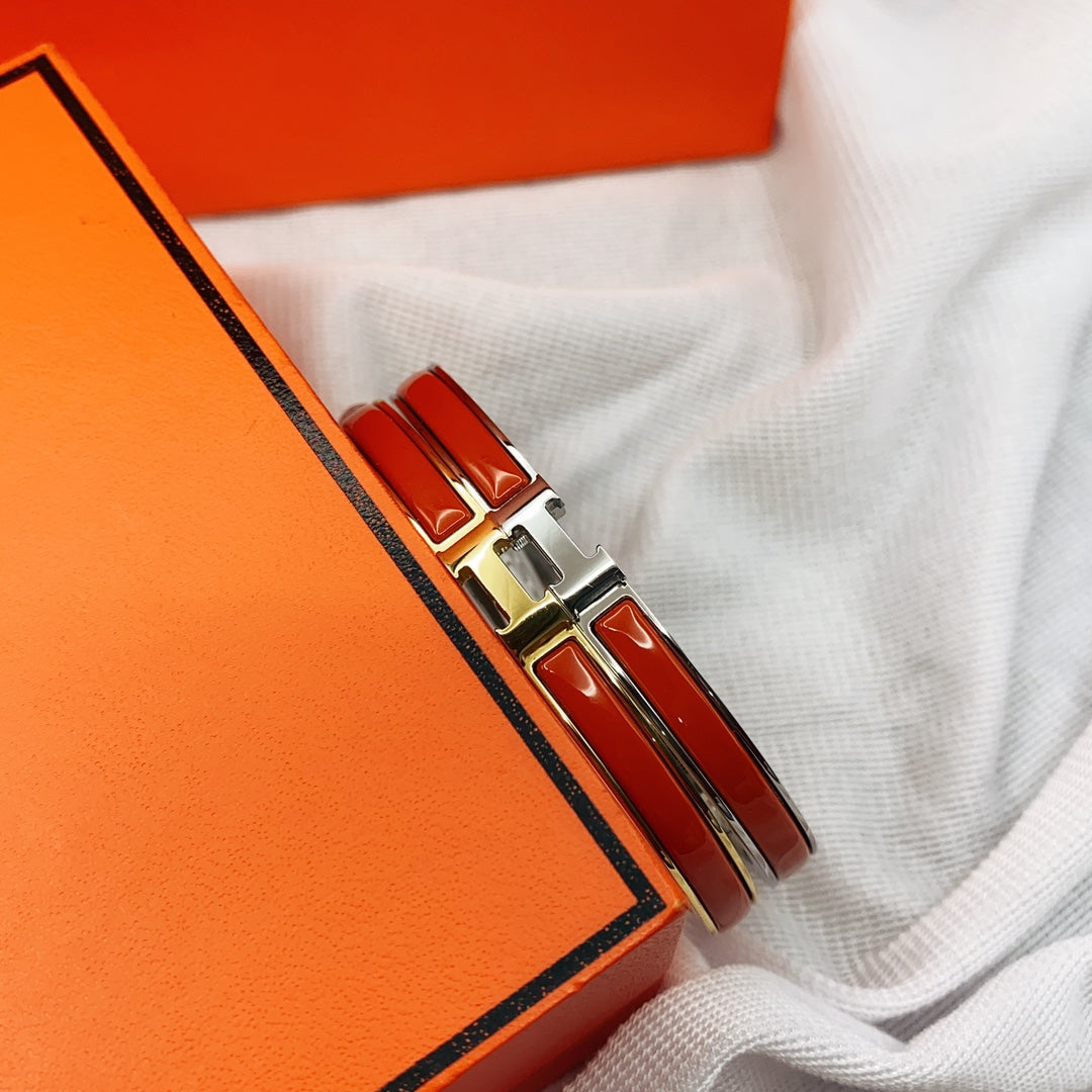 [Windsor Jewelry]CLASSIC HM CLIC RED 8MM ENAMEL BRACELET