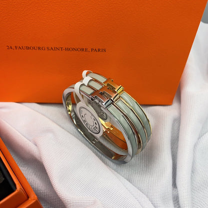 [Windsor Jewelry]CLASSIC HM CLIC GREEN 8MM ENAMEL BRACELET