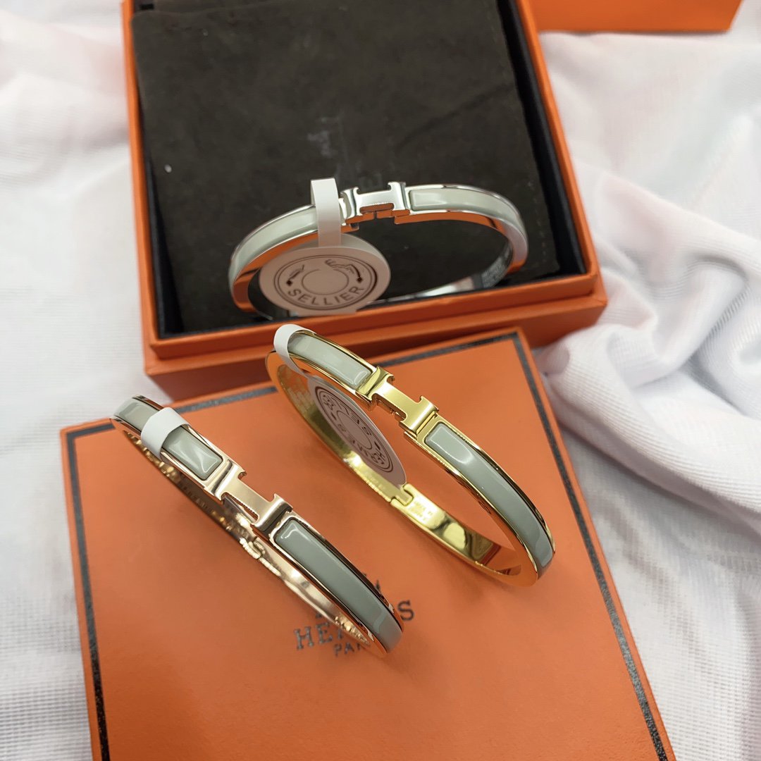 [Windsor Jewelry]CLASSIC HM CLIC GREEN 8MM ENAMEL BRACELET