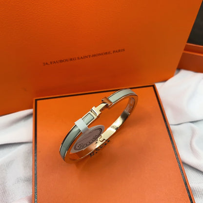 [Windsor Jewelry]CLASSIC HM CLIC GREEN 8MM ENAMEL BRACELET