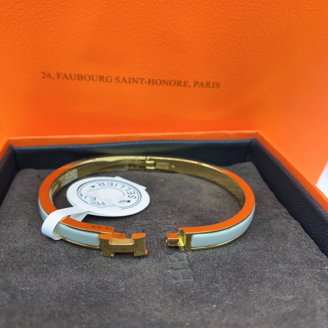 [Windsor Jewelry]CLASSIC HM CLIC GREEN 8MM ENAMEL BRACELET