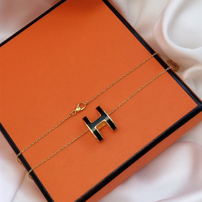 [Windsor Jewelry]HM CLIC BLACK ENAMEL GOLD NECKLACE