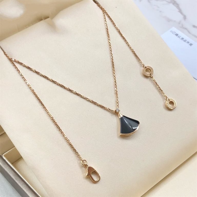 [Windsor Jewelry]DREAM NECKLACE ONYX 1 DIAMOND