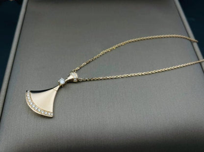[Windsor Jewelry]DREAM NECKLACE PINK GOLD DIAMOND