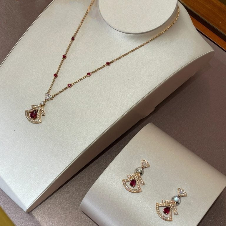 [Windsor Jewelry]DREAM NECKLACE CARNELIAN DIAMOND PINK GOLD