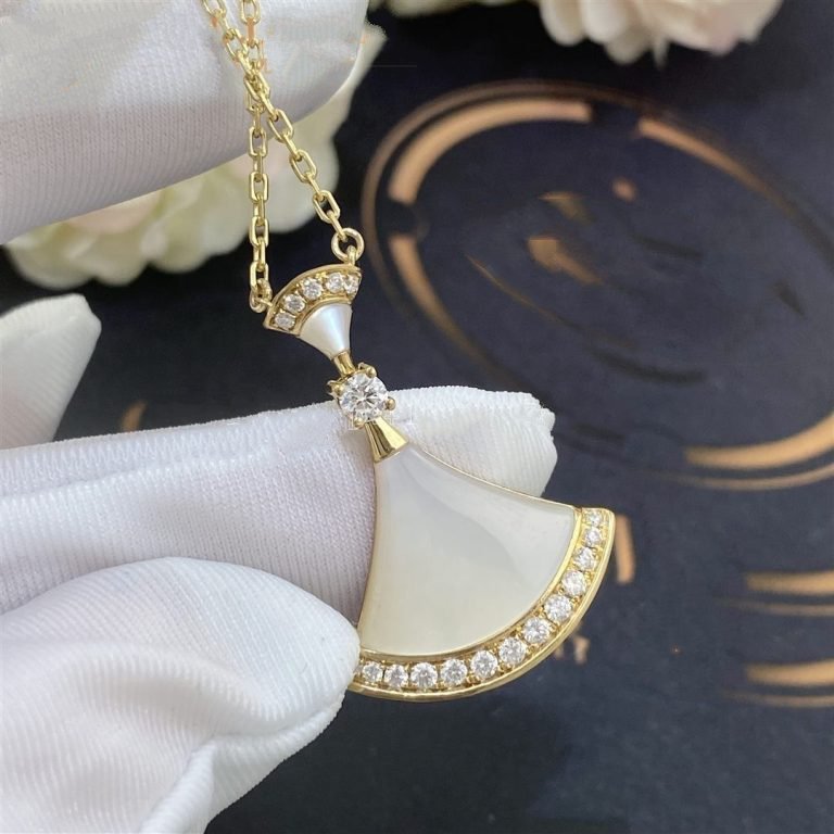 [Windsor Jewelry]DREAM NECKLACE MOP GOLD DIAMOND