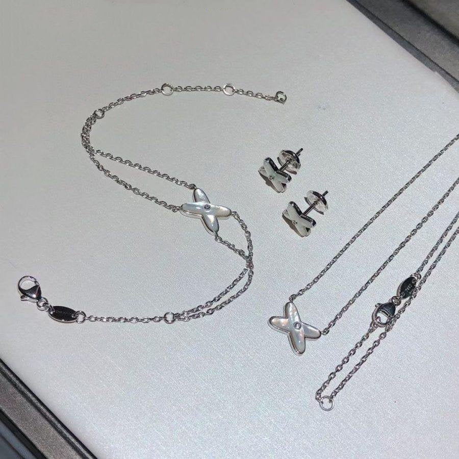 [Windsor Jewelry]JEUX BRACELET WHITE MOP SILVER 1 DIAMOND