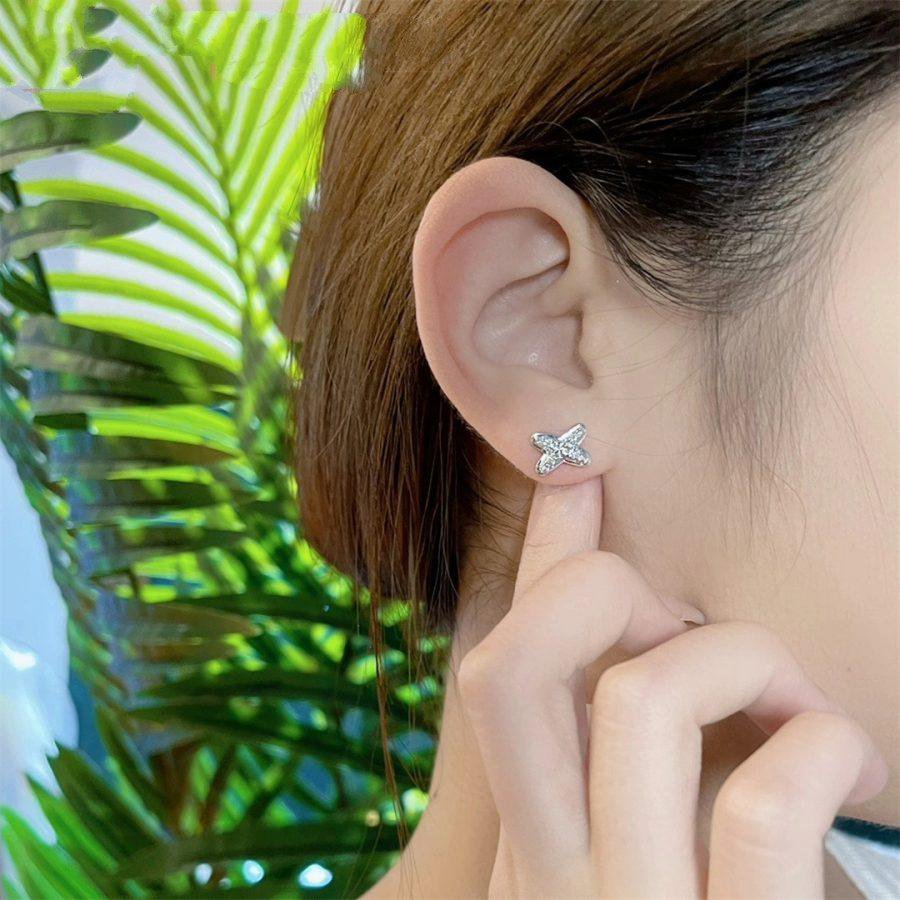 [Windsor Jewelry]JEUX DE SILVER DIAMOND EARRINGS