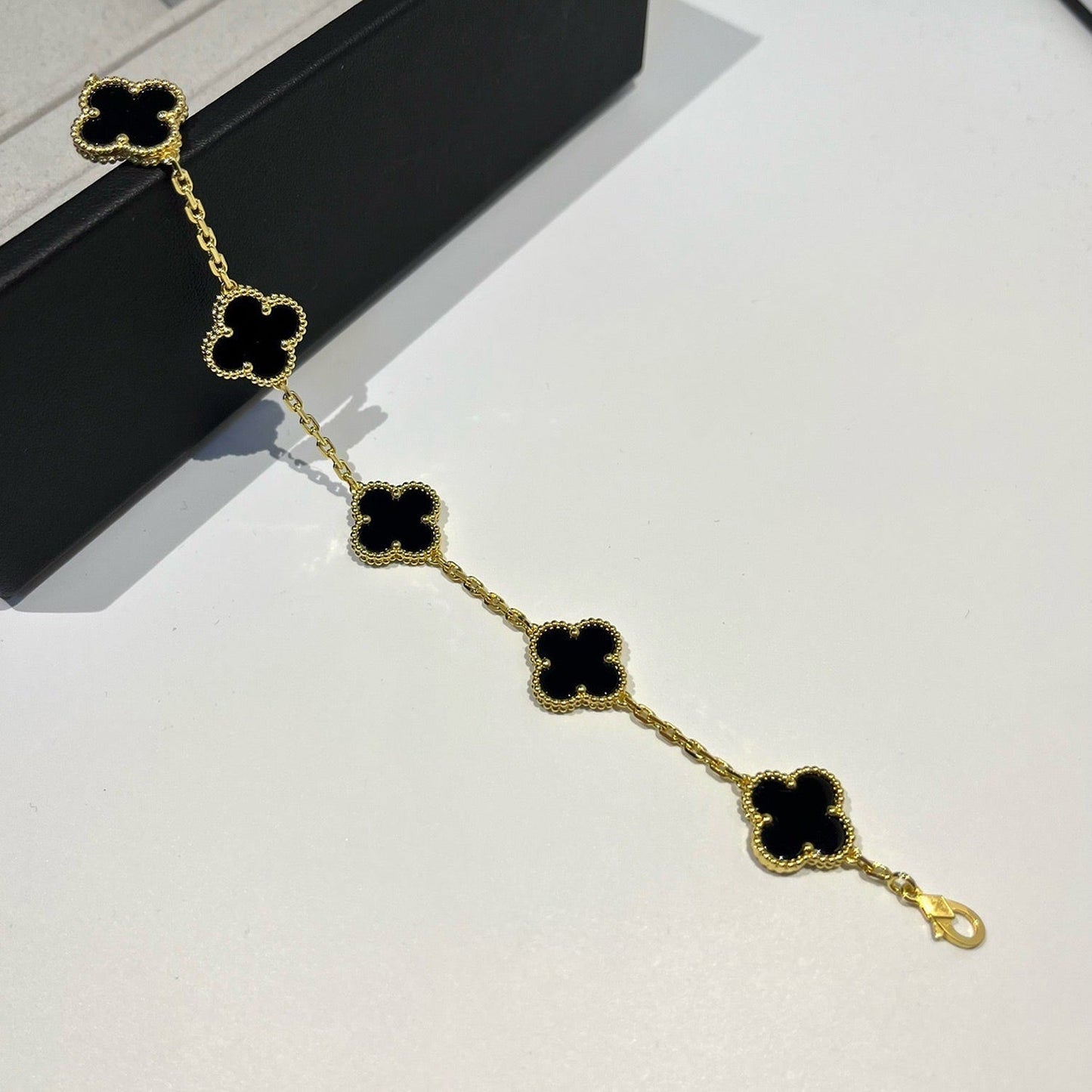[Windsor Jewelry]CLOVER  5 MOTIFS BLACK ONYX BRACELET