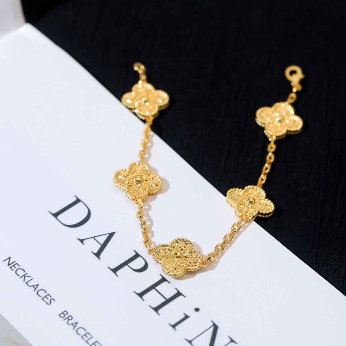 [Windsor Jewelry]CLOVER 5 MOTIFS BRONZING BRACELET