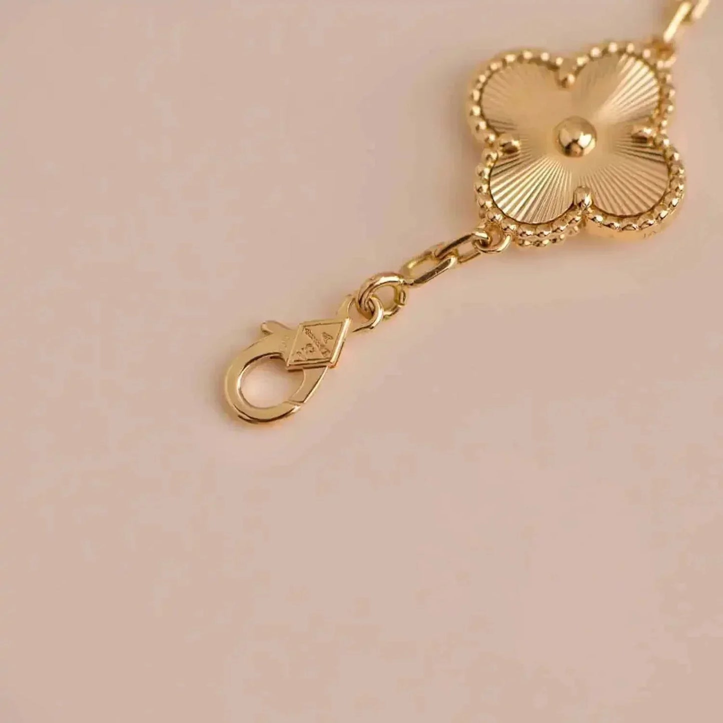 [Windsor Jewelry]CLOVER 5 FLOWERS LASER BRACELET