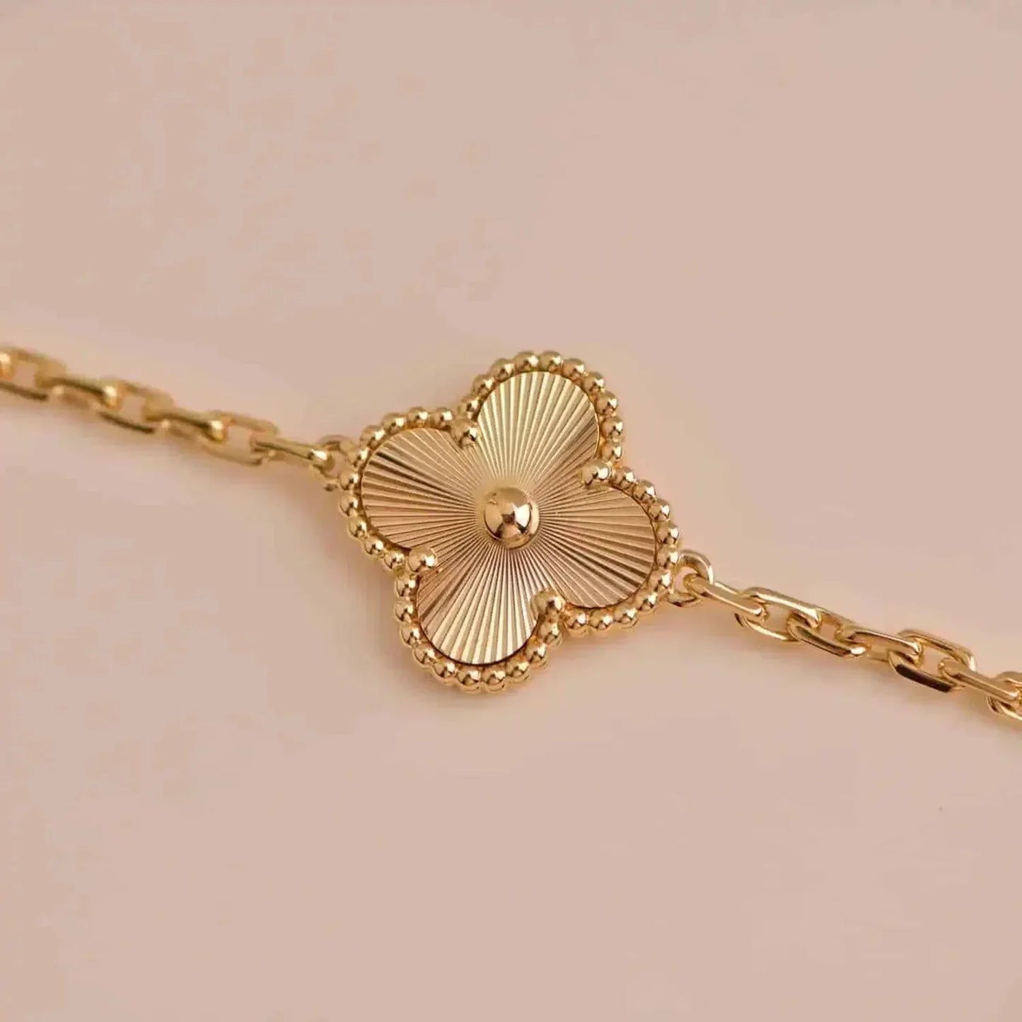 [Windsor Jewelry]CLOVER 5 FLOWERS LASER BRACELET