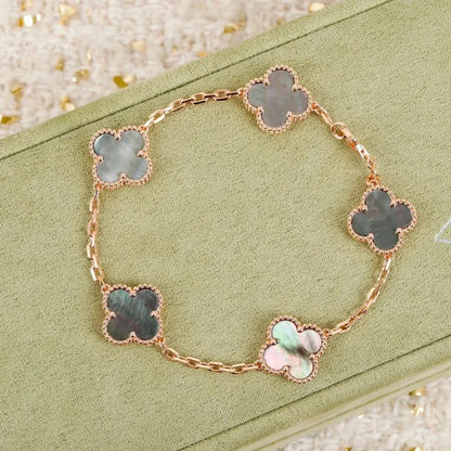 [Windsor Jewelry]CLOVER 5 MOTIF GRAY MOP  BRACELET