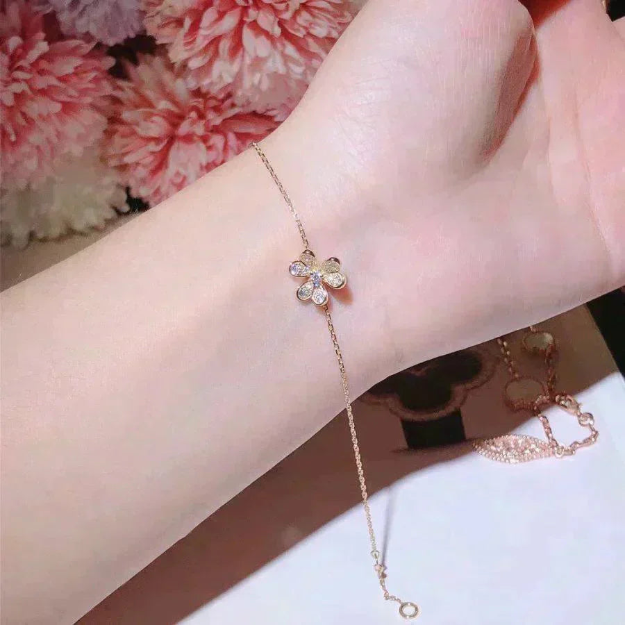 [Windsor Jewelry]FRIVOLE GOLD FLOWER DIAMOND BRACELET