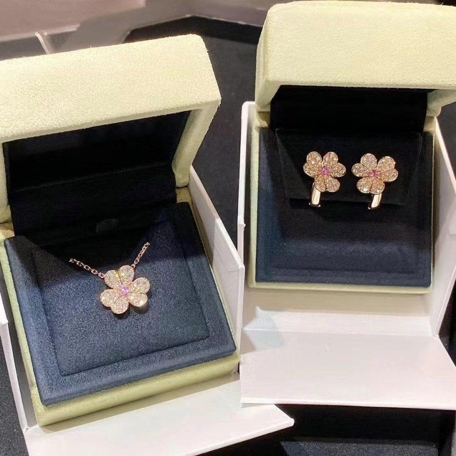 [Windsor Jewelry]FRIVOLE ROSE GOLD FLOWER DIAMOND NECKLACE