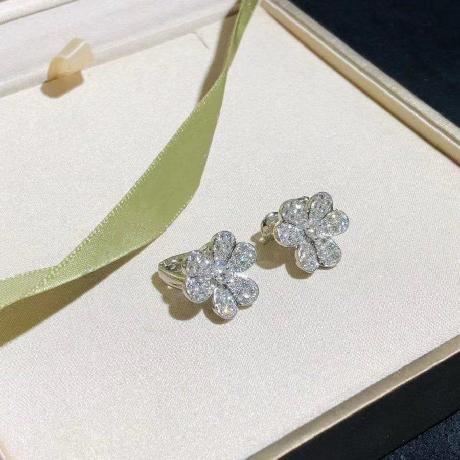 [Windsor Jewelry]FRIVOLE SILVER FLOWER DIAMOND EARRINGS