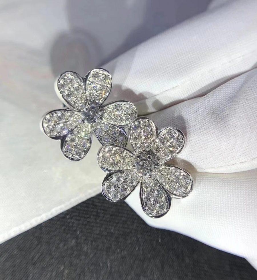 [Windsor Jewelry]FRIVOLE SILVER FLOWER DIAMOND EARRINGS