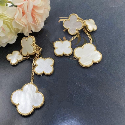 [Windsor Jewelry]CLOVER EARRINGS WHITE MOP 4 MOTIFS GOLD