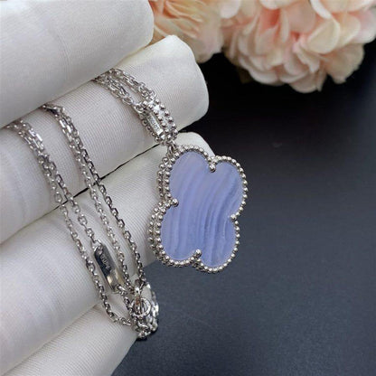 [Windsor Jewelry]CLOVER SILVER CHALCEDONY BIG CLOVER NECKLACE