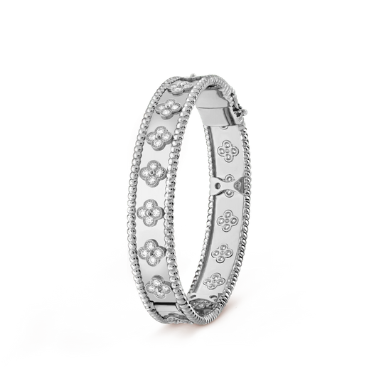 [Windsor Jewelry]CLOVER BRACELET 8MM DIAMONDS