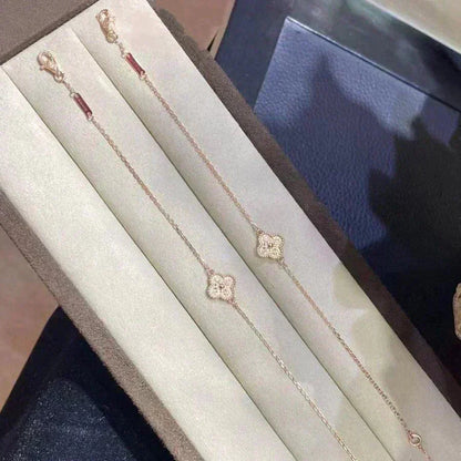 [Windsor Jewelry]CLOVER SINGLE FLOWER BRACELET