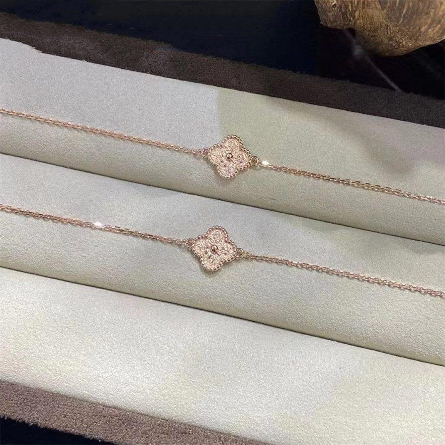 [Windsor Jewelry]CLOVER SINGLE FLOWER BRACELET