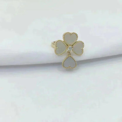 [Windsor Jewelry]SWEET CLOVER WHITE MOP RING