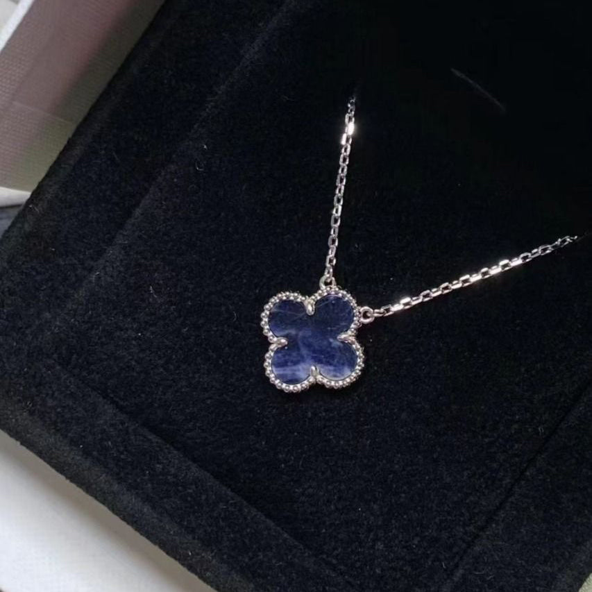 [Windsor Jewelry]CLOVER 15MM PIETERSITE NECKLACE SILVER