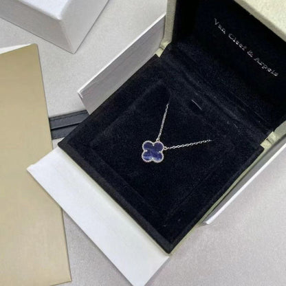 [Windsor Jewelry]CLOVER 15MM PIETERSITE NECKLACE SILVER