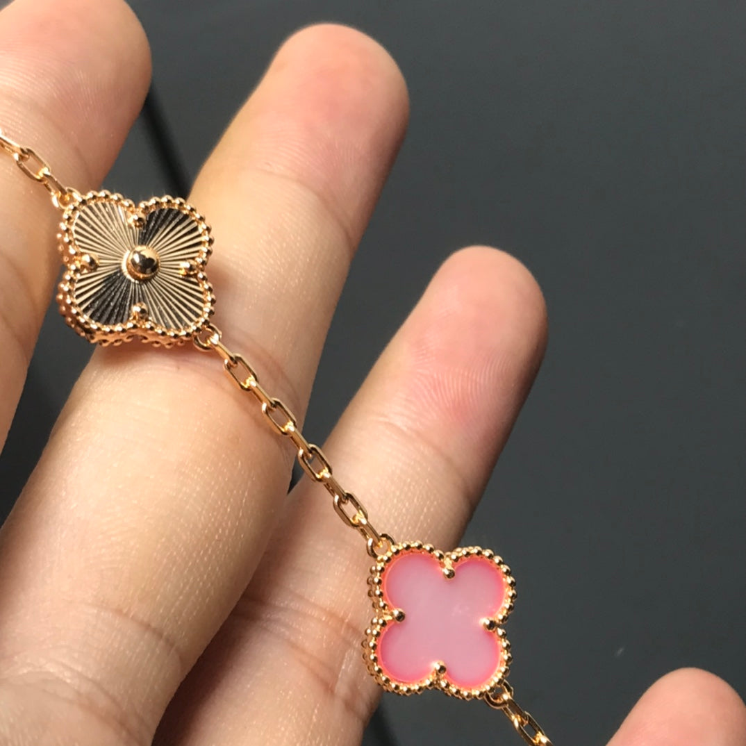 [Windsor Jewelry]CLOVER BRACELET 5 MOTIF PINK AND PINK GOLD